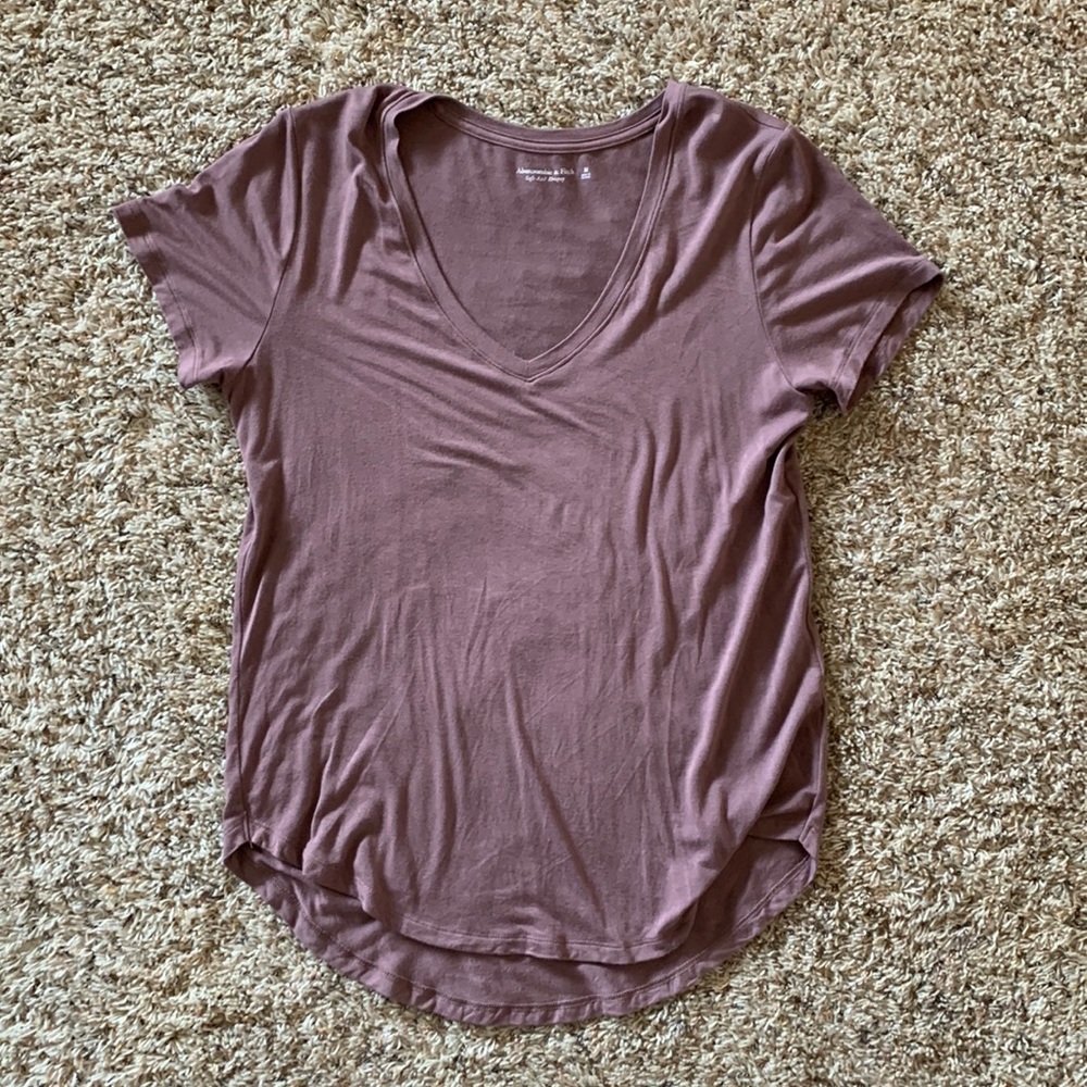 Abercrombie & Fitch V Neck